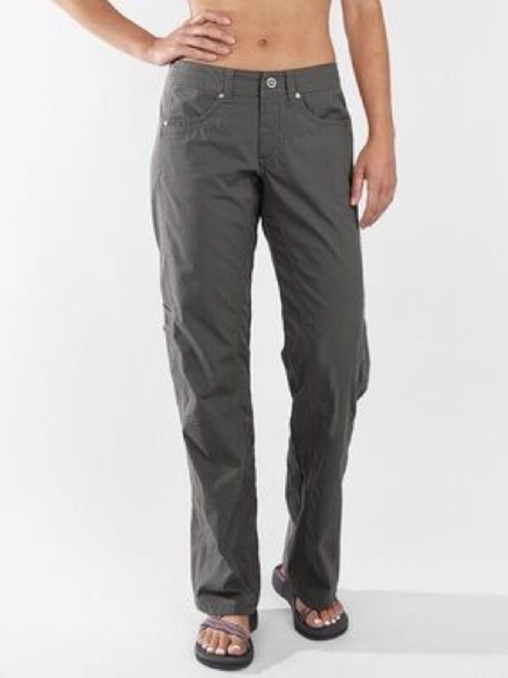 Wrangler Technician Relaxed Fit Pants in Olive Green